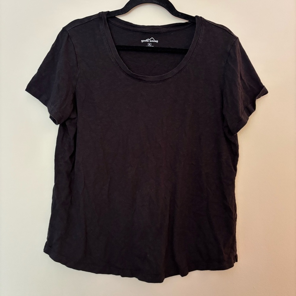 Eddie Bauer Women’s Black Short Sleeve T-Shirt
